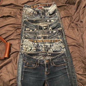 Bundle of 5 name brand jeans.